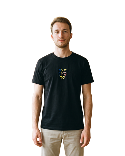 Andorra Shirt – Black – Model (Mann)