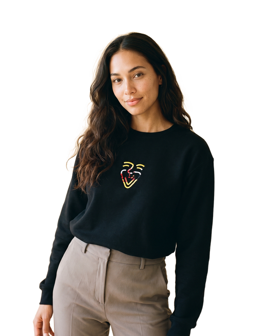 Brunei Darussalam Sweater – Black – Model (Frau)