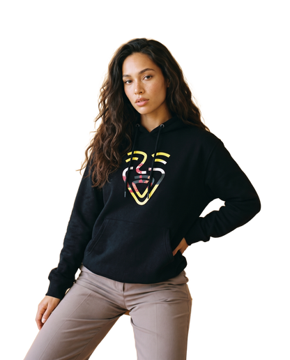 Brunei Darussalam Hoodie – Black – Model (Frau)